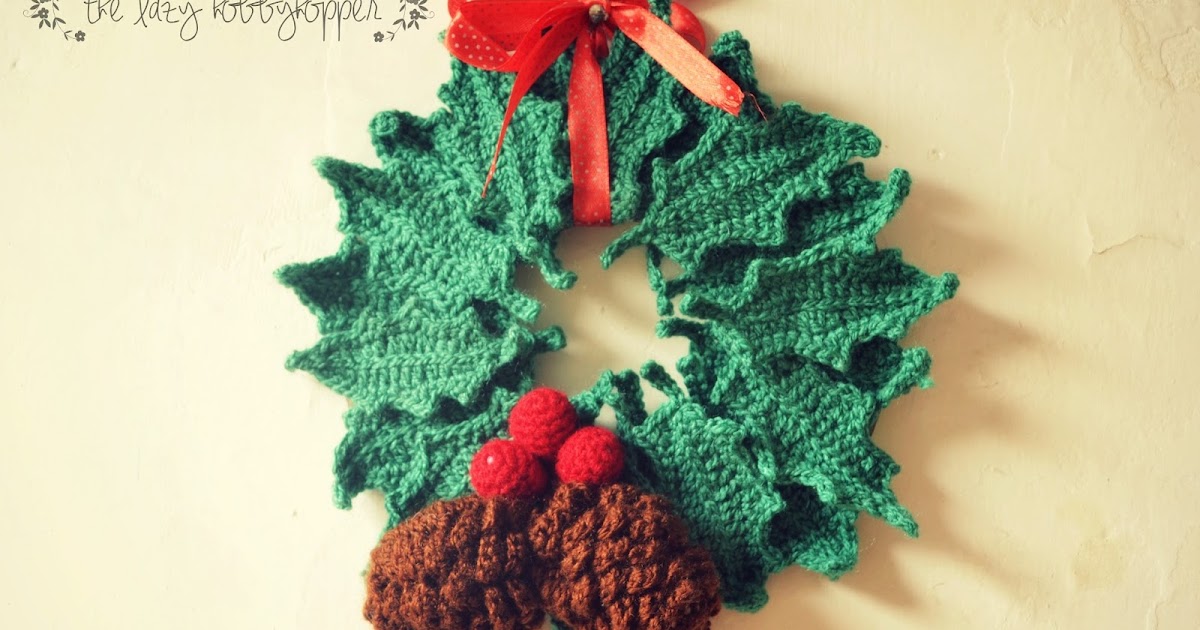 The Lazy Hobbyhopper Crochet Christmas Wreath free pattern