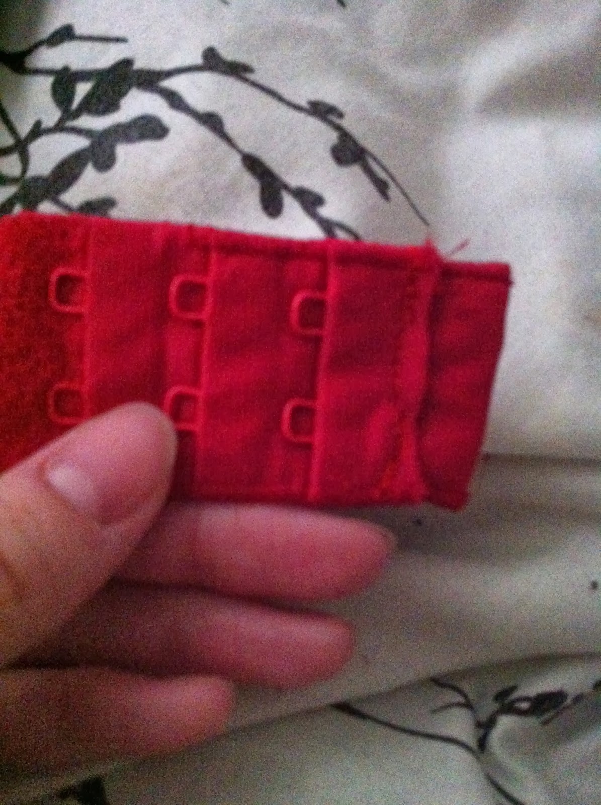 La Bouilloire Noire DIY Bra Extender