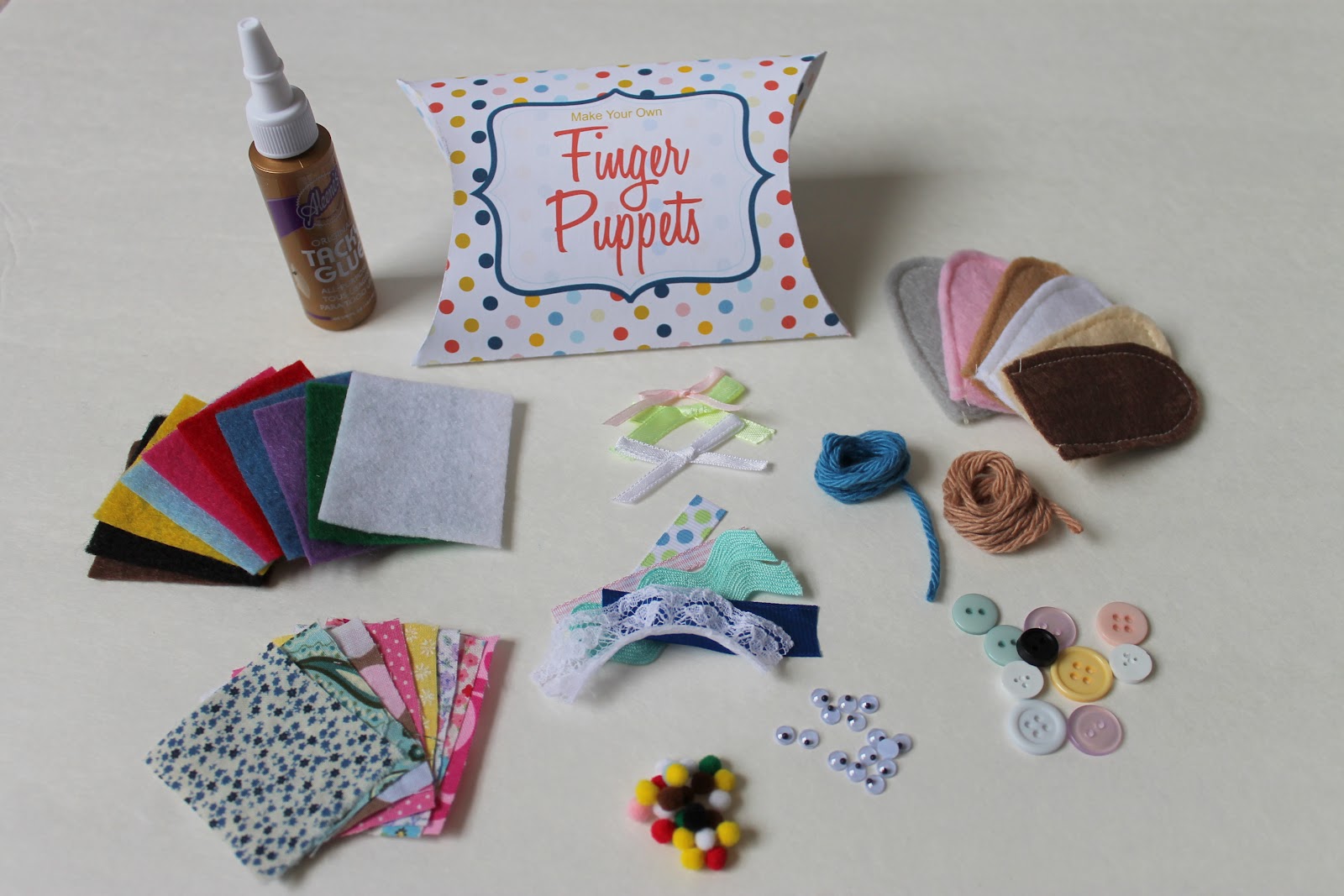 Serving Pink Lemonade Finger Puppet Kit