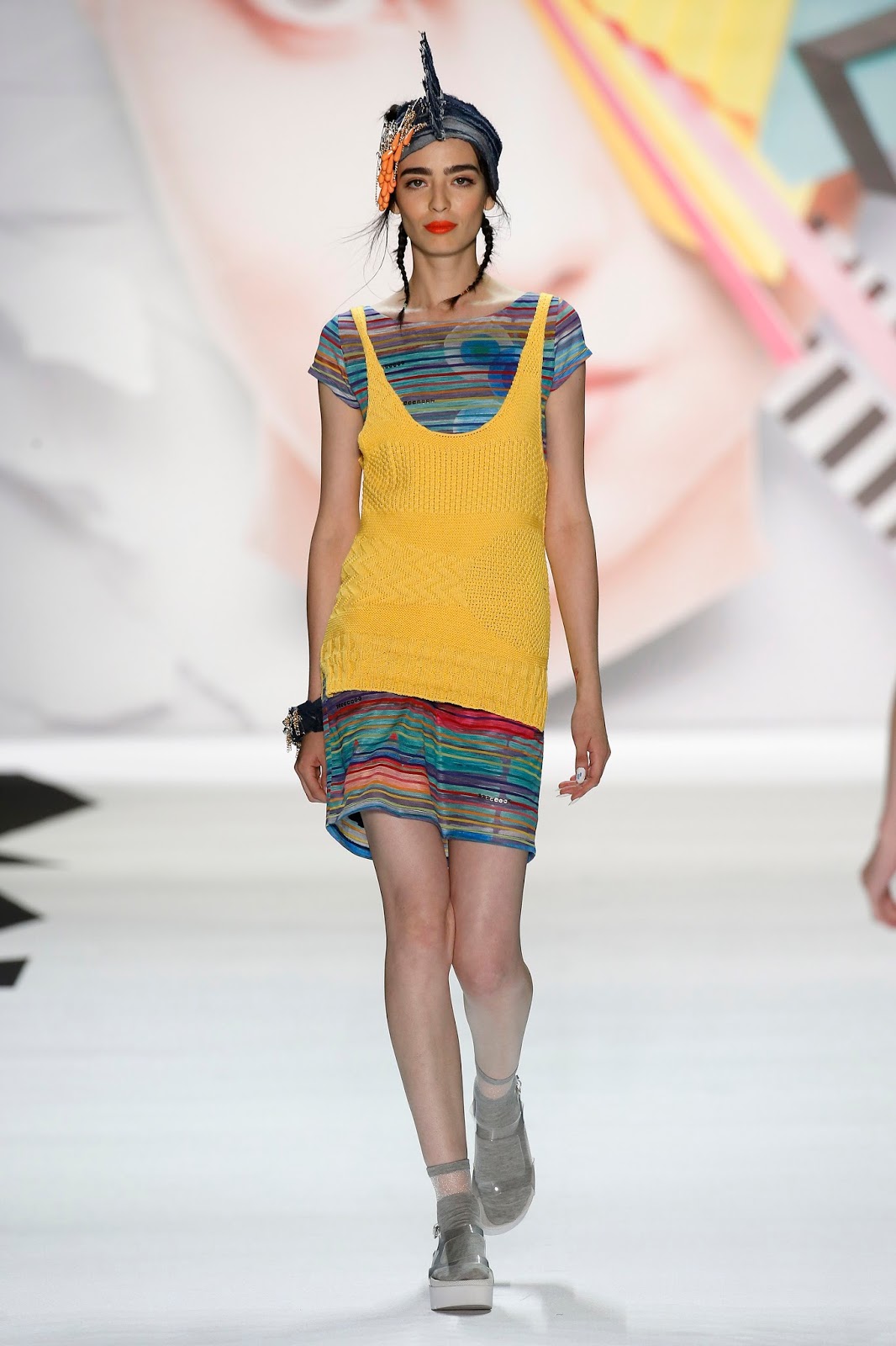 Desigual Spring/Summer 2016 Runway Show Fashion of Philly