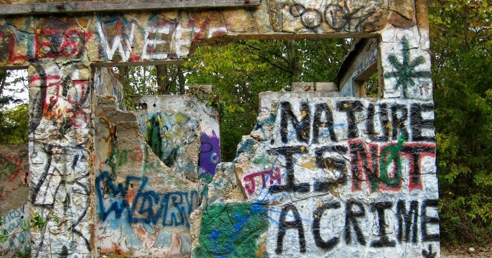 Silver Gypsy Adventure Blog Graffiti in Springfield, MO