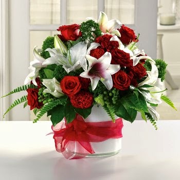 Flower delivery toronto Mother Day gifts