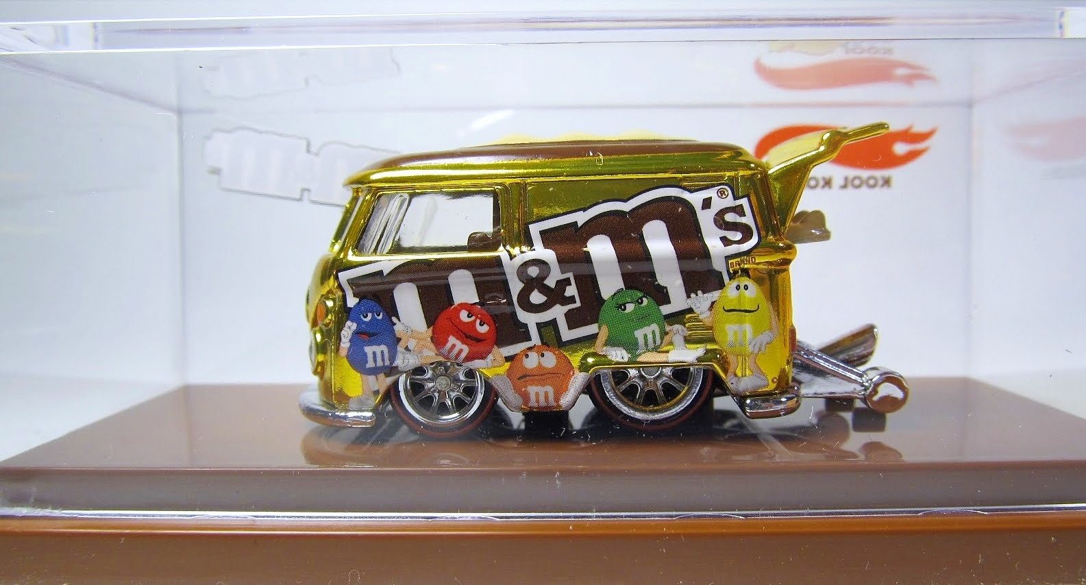 Hot Wheels RLC M&M VW Kool Kombi