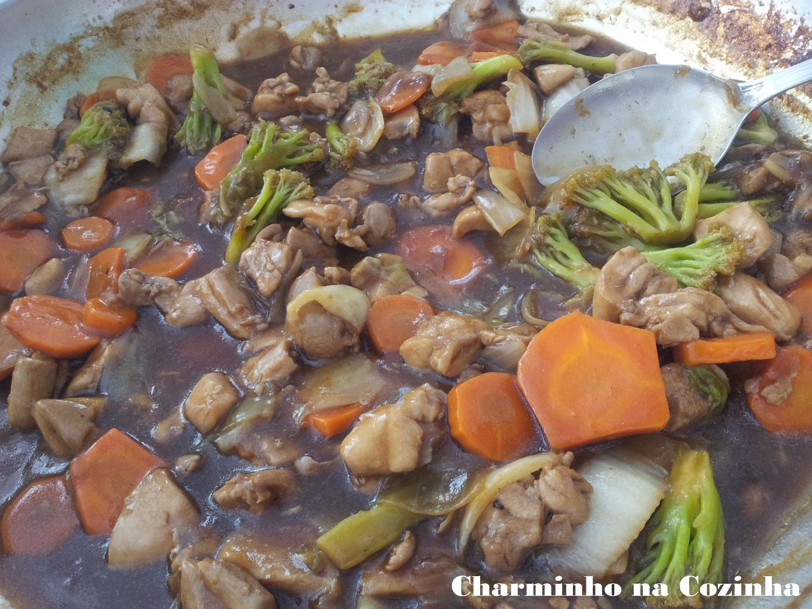 ALMOÇO EM MENOS DE 30 MINUTOS! Receita de Frango Xadrez + Arroz Chop Suey