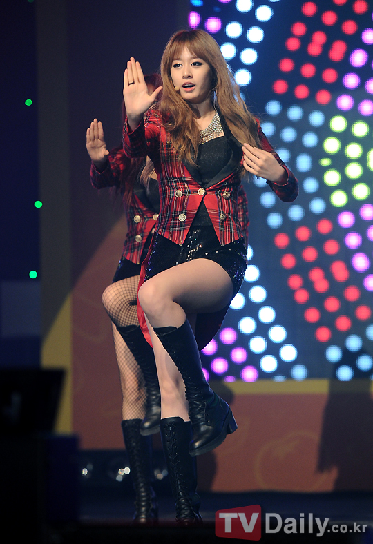 Check out Tara�s video and pictures from Mr. Pizza�s Event Tara World