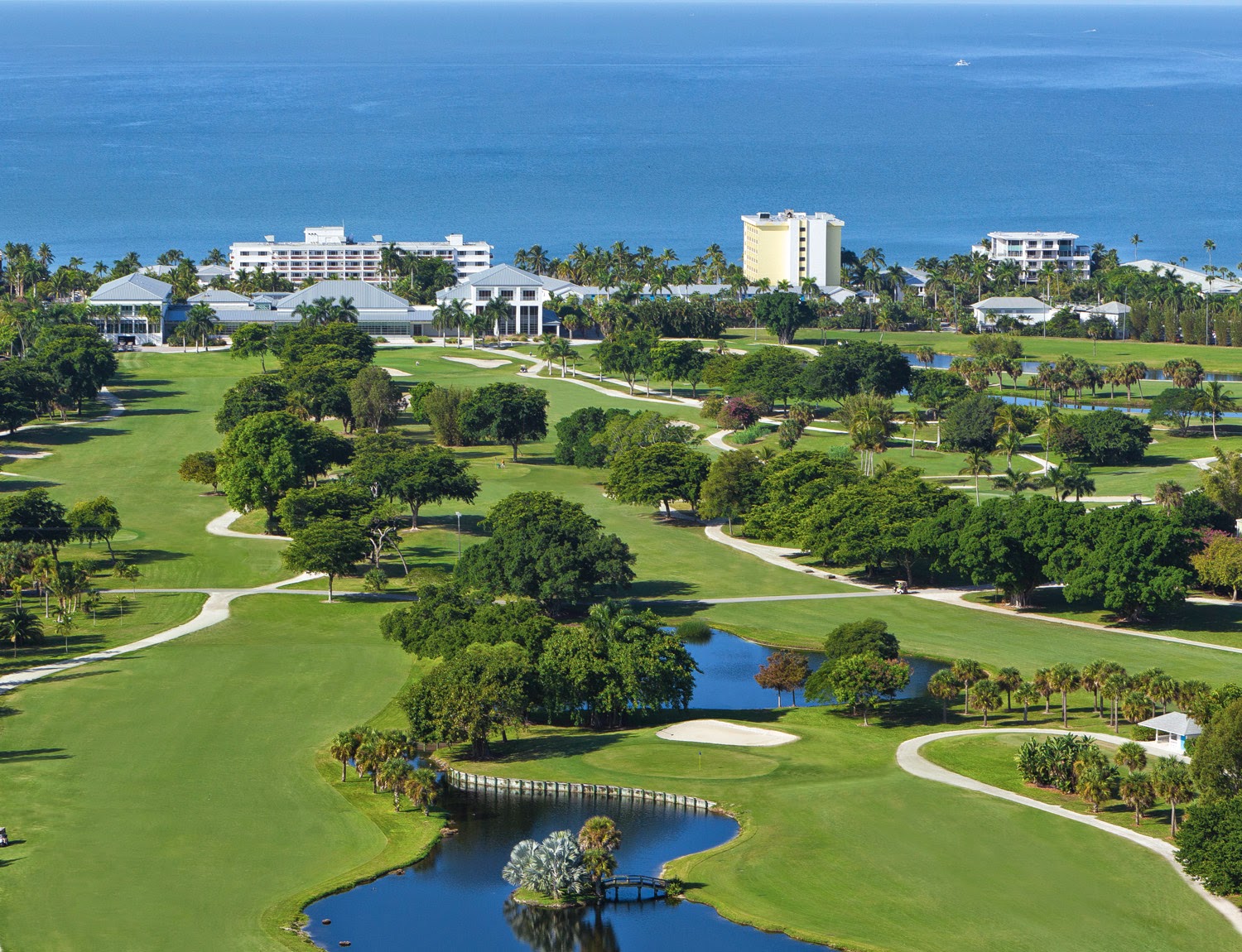 Pennsylvania & Beyond Travel Blog: The Naples Beach Hotel & Golf Club
