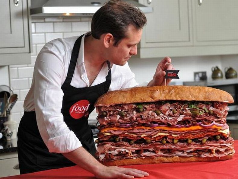 Humor Machine The World's Largest Sandwich