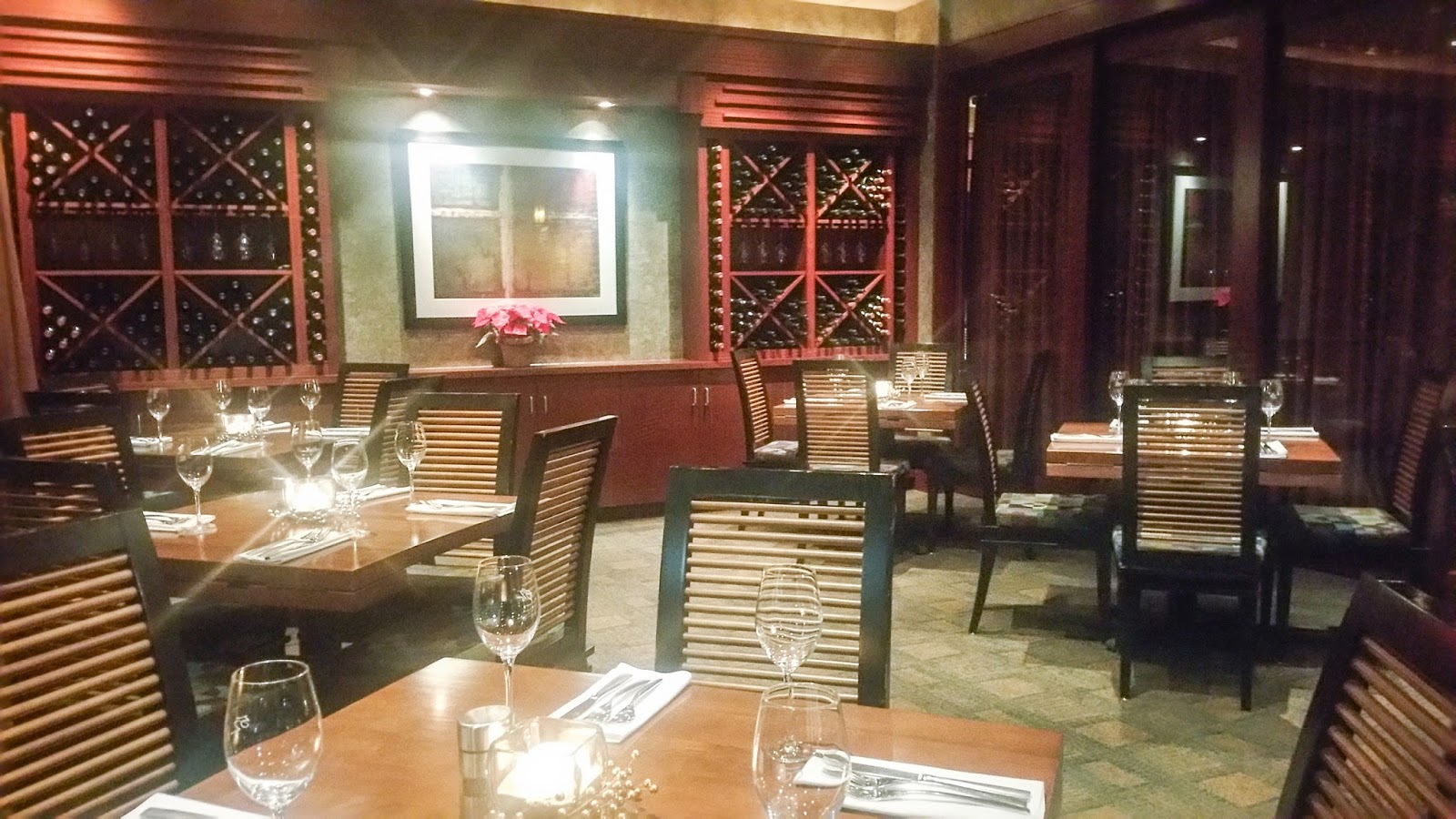 Learning what's new at Seasons 52 Munchie Musings