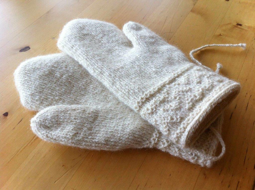 Lappone White Mittens Traditional Twined Knitting