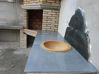 COECU LEPIDA SL: Chimenea de obra exterior