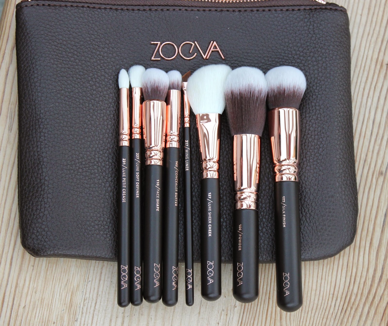 Good as Gold! Zoeva Rose Gold Makeup Brush Set Beauty & le Chic