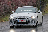2016-Nissan-GT-R-M1.jpg
