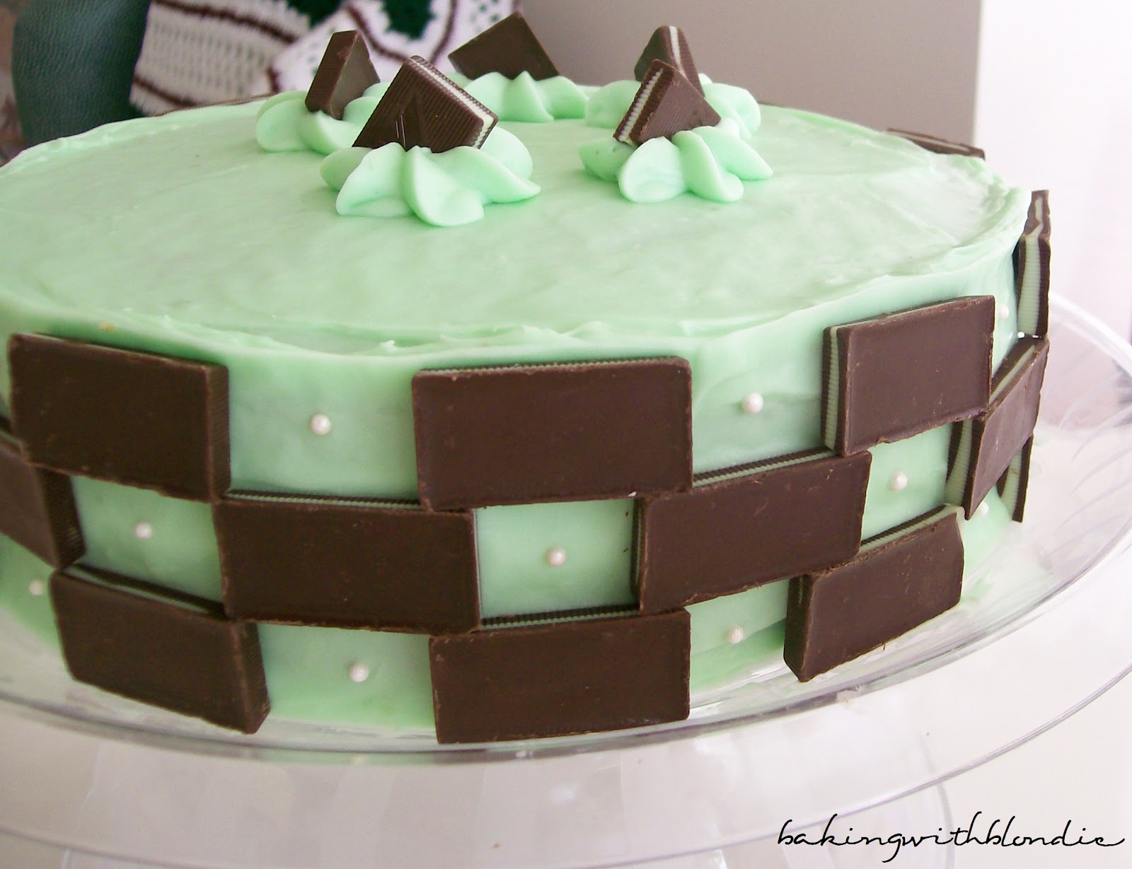 Peppermint Cream Cheese Frosting