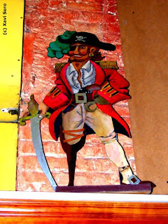 Pirata que donó Pepe Otal al restaurante Ca la Montse