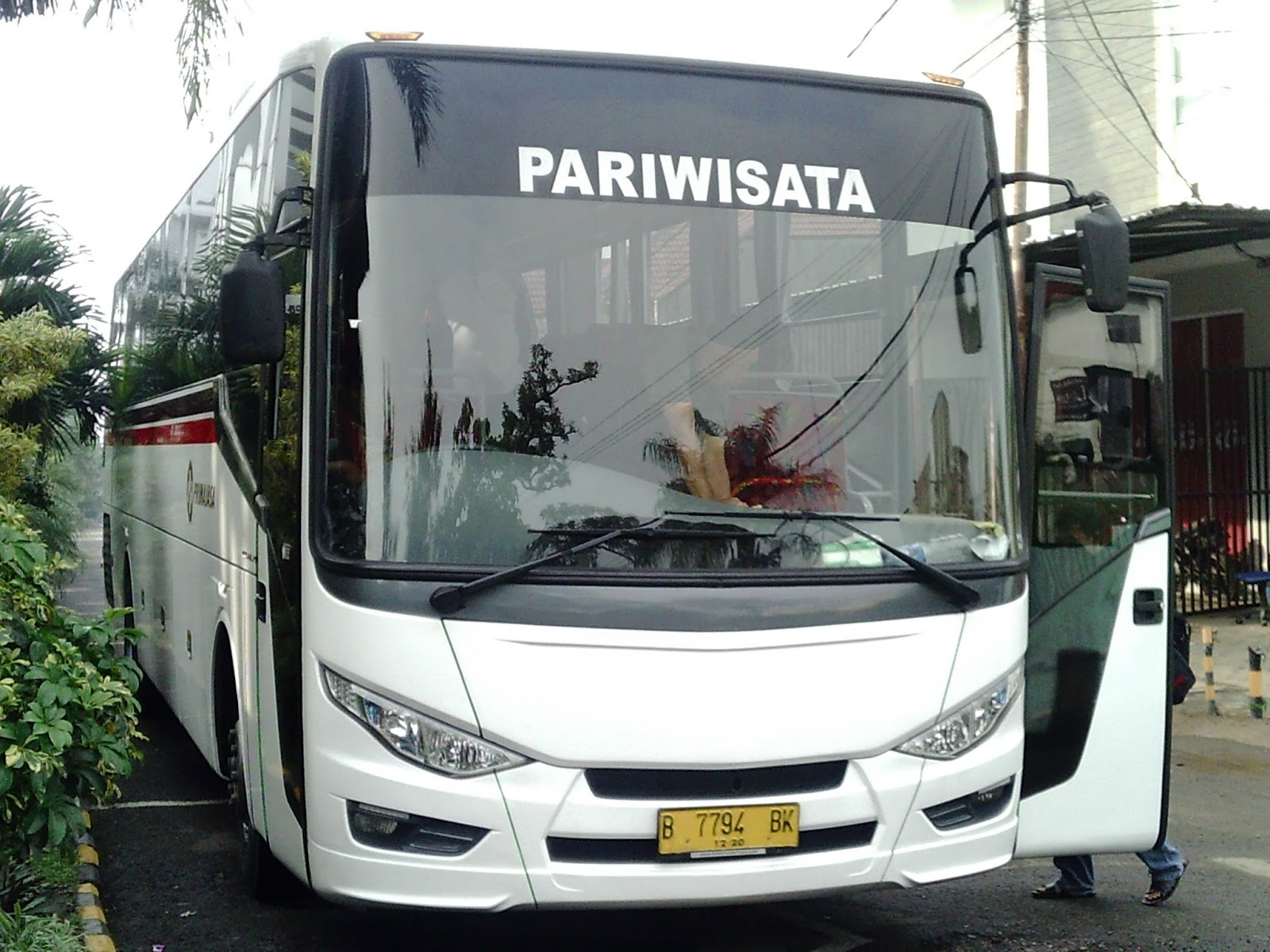 PrimaJasa Pariwisata: Mengarungi Nusantara dengan Kenyamanan dan Kemewahan