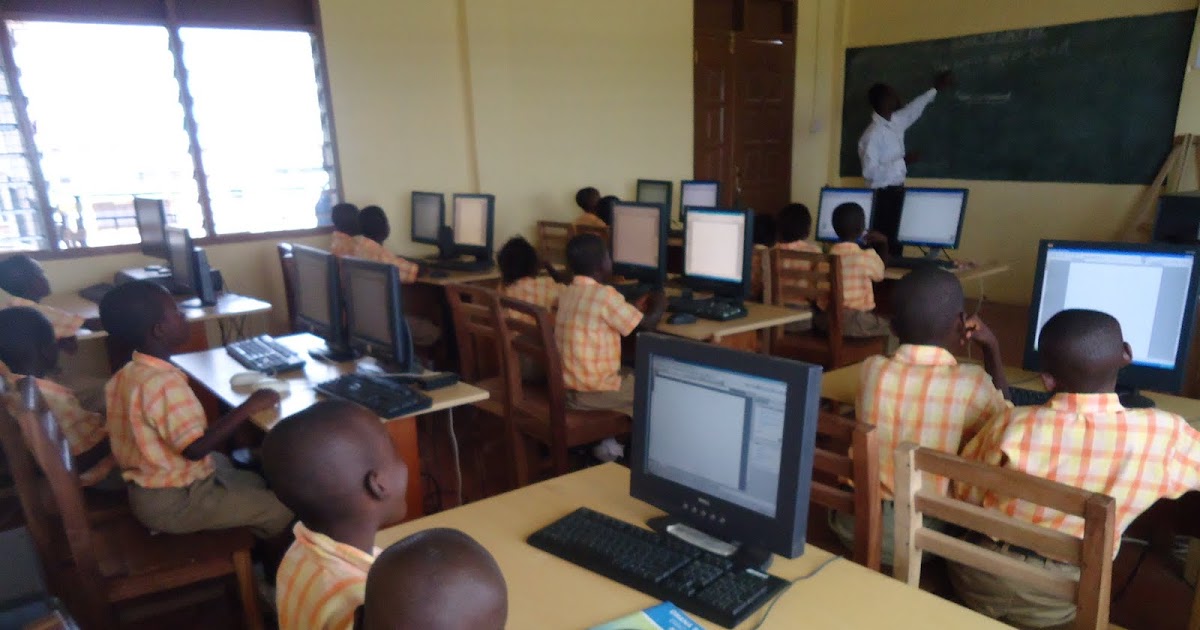 Reader To Reader Reader to Reader's First Computer Lab Built in Ghana