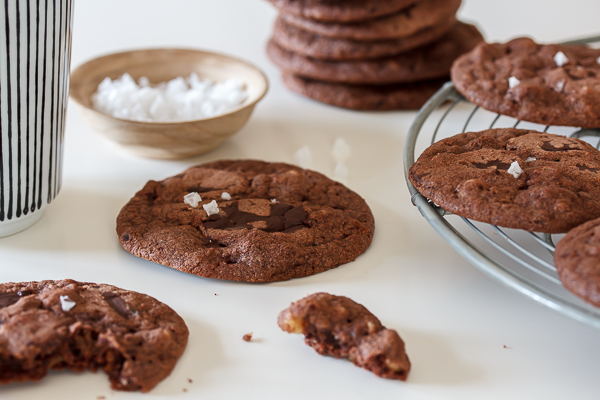 Amalie loves Denmark Schoko-Cookies mit Walnüssen Amalie loves Denmark Schoko-Cookies mit Walnüssen