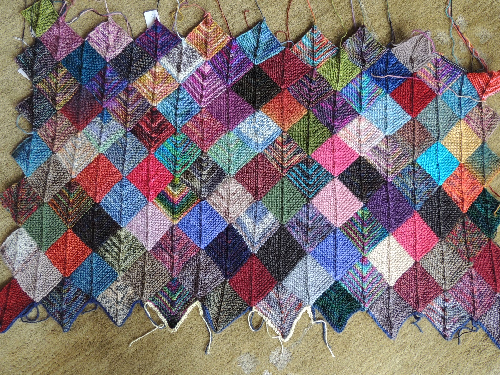 Knitting Pipeline Episode 125 Picker or Thrower?