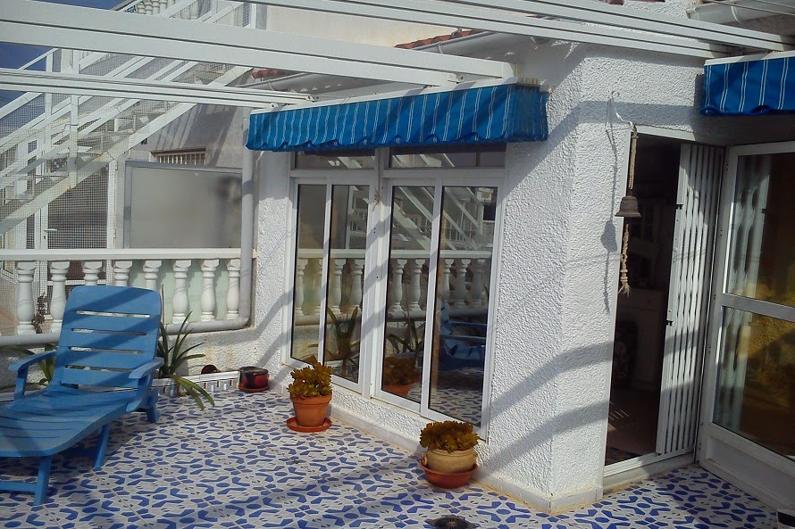 Se vendre bungalow a Torrevieja-Alicante-Espagne zone torreta III prix 61.500€ ref:FM015