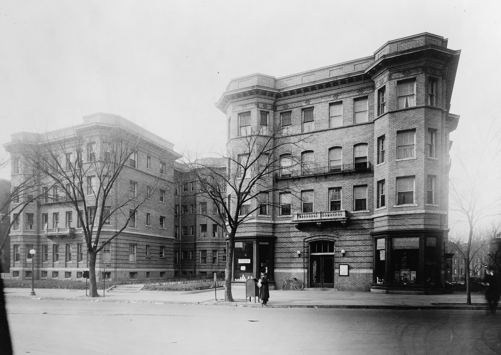 The Argyle Apartments in Mount Pleasant