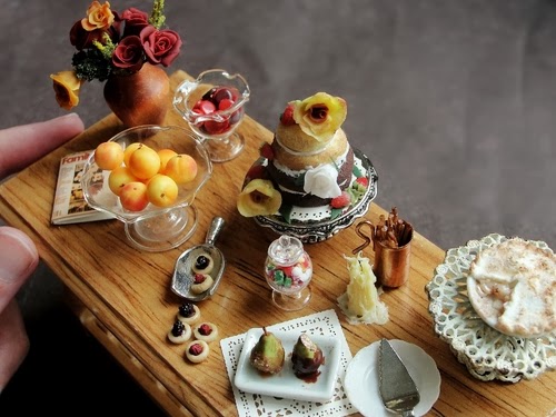 16-Dessert-Table-Small-Miniature-Food-Doll-Houses-Kim-Fairchildart-www-designstack-co