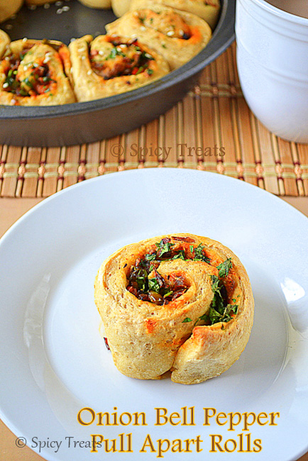 WholeWheat Onion Pull Apart Rolls