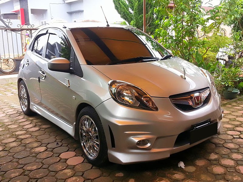 modifikasi mobil honda brio elegan