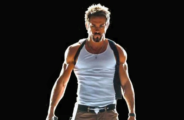 Ryan Reynolds (One of the hotte...