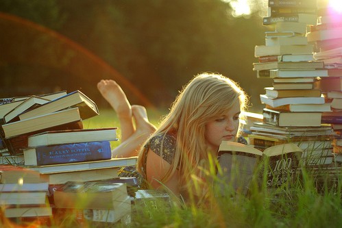 Who Reads Books