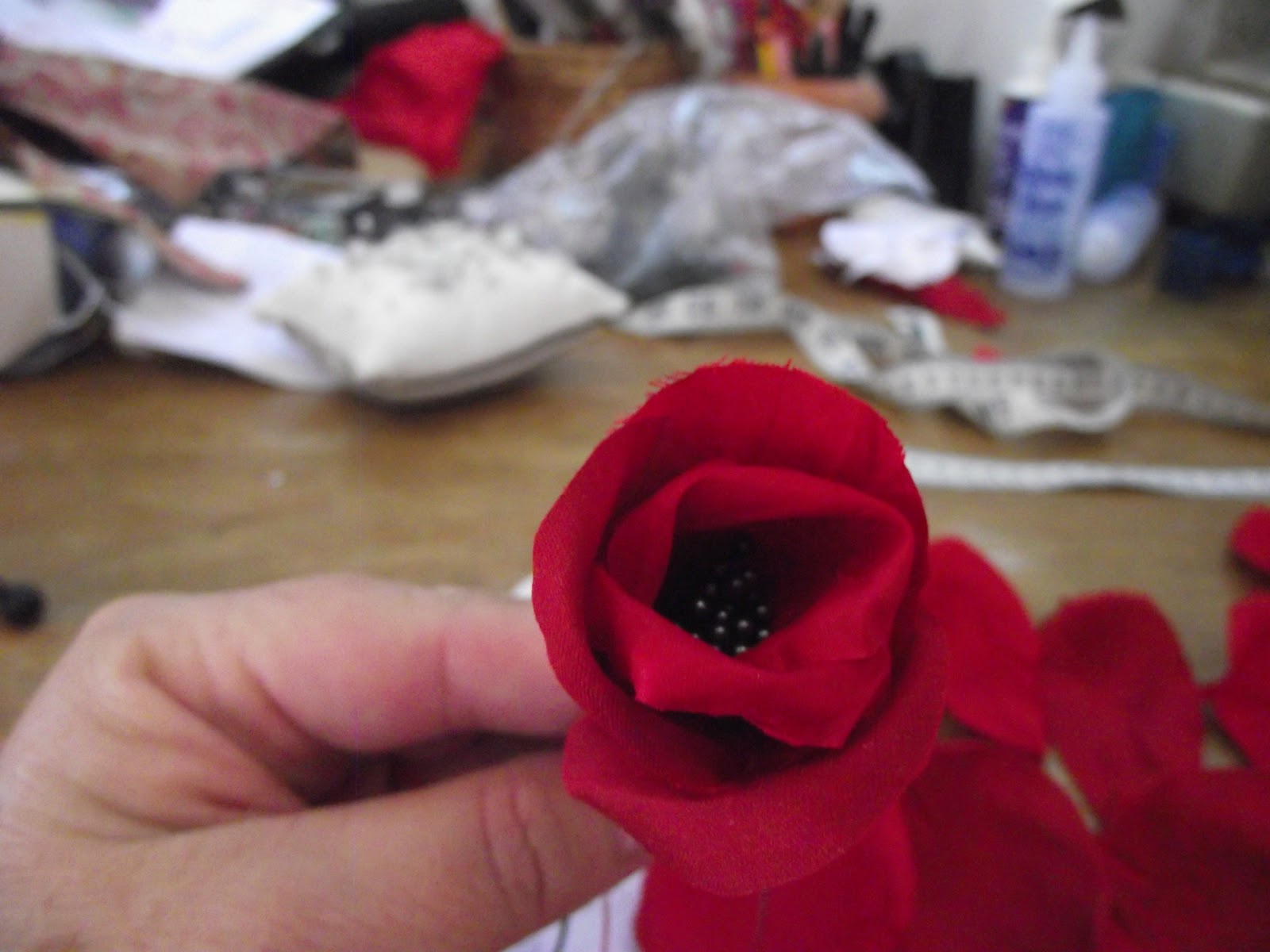 Love Hats How to make silk flowers the rose