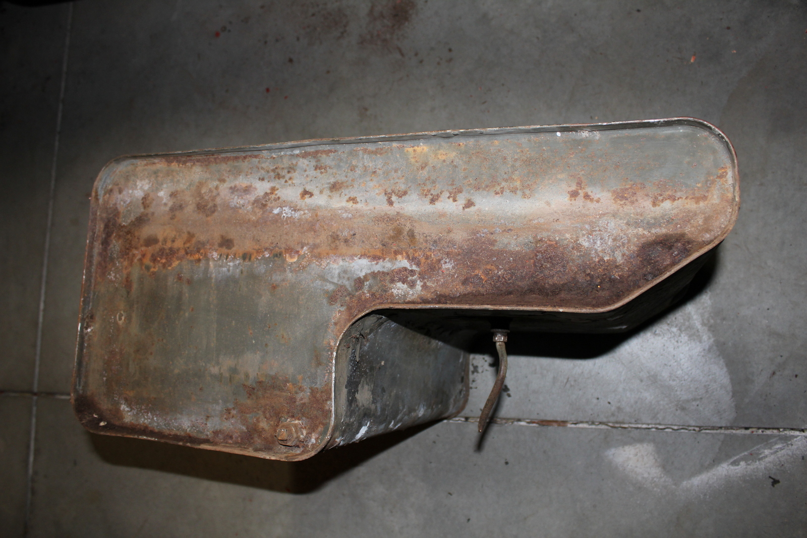 1943 Willys MB Jeep Restoration Project Fuel Tank Removed!!!