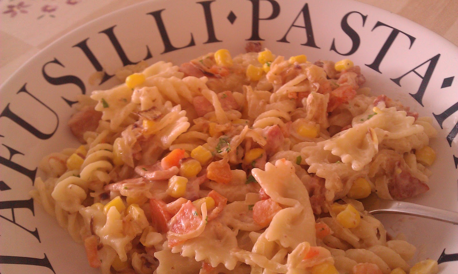 Anne's Kitchen Creamy Onion and Bacon pasta