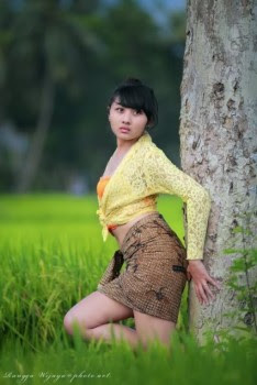 Model Gadis Desa [ www.BlogApaAja.com ]