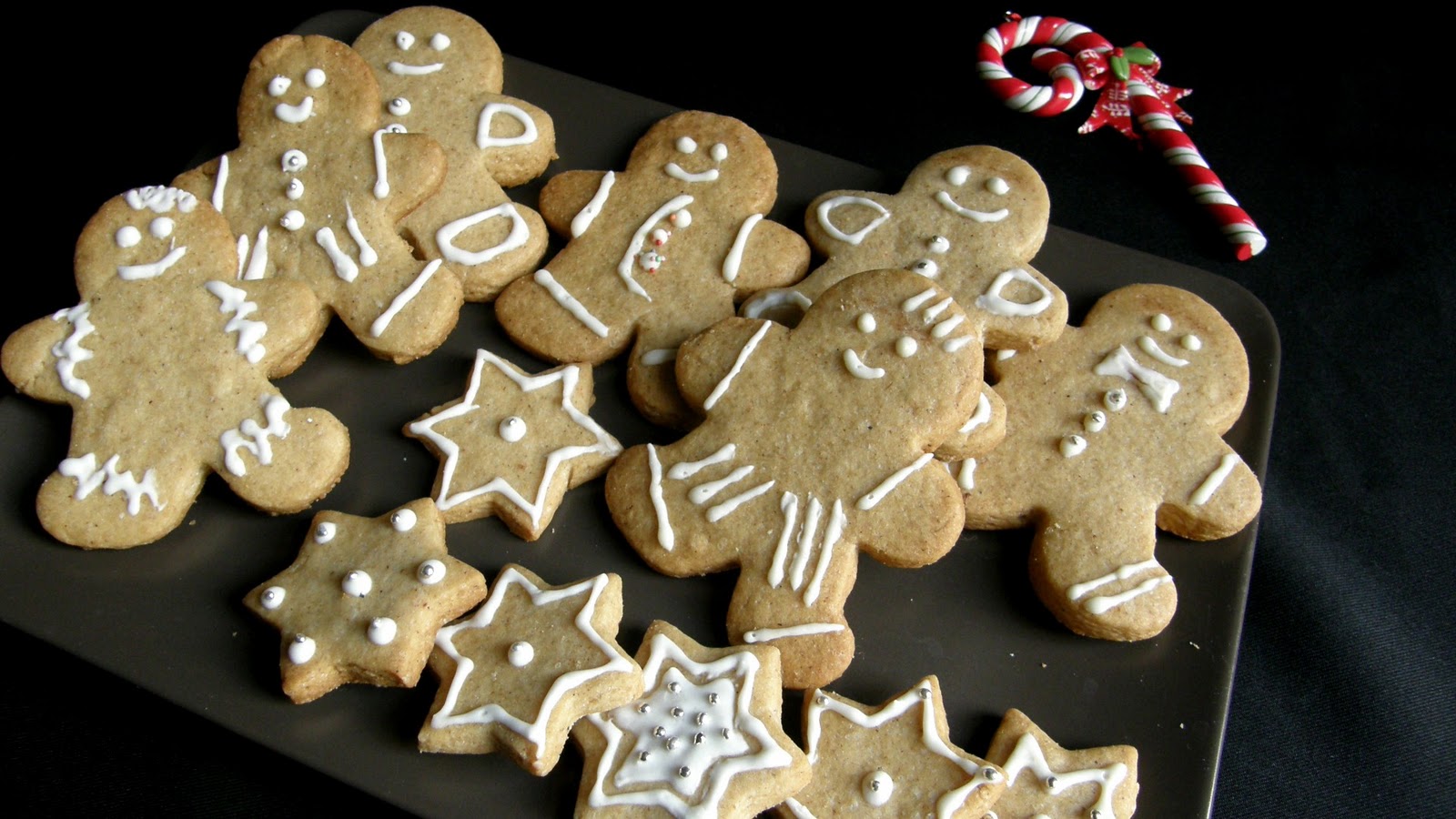 Biscotti Speziati Di Natale Anna Moroni.Arte E Cucina Da Clo Biscotti Di Pan Di Zenzero