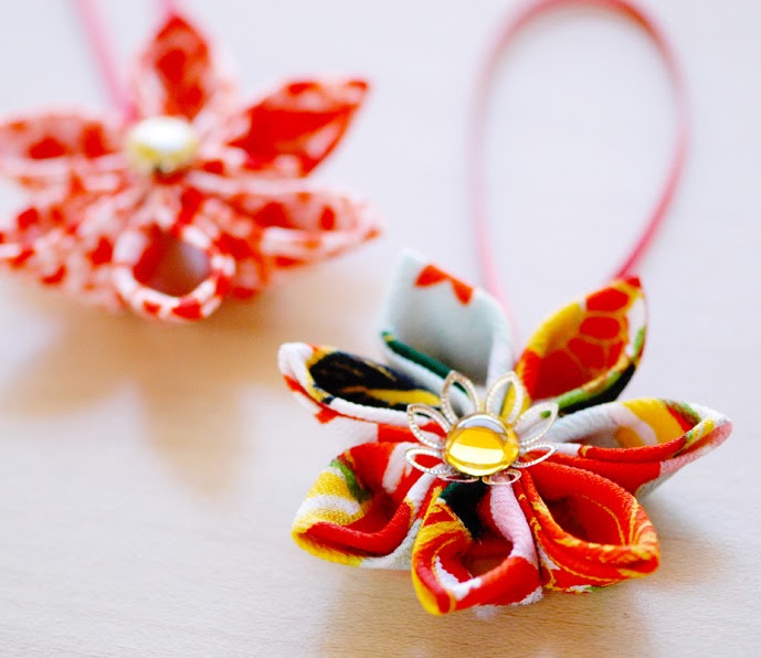 Kimono Reincarnate Kanzashi Christmas