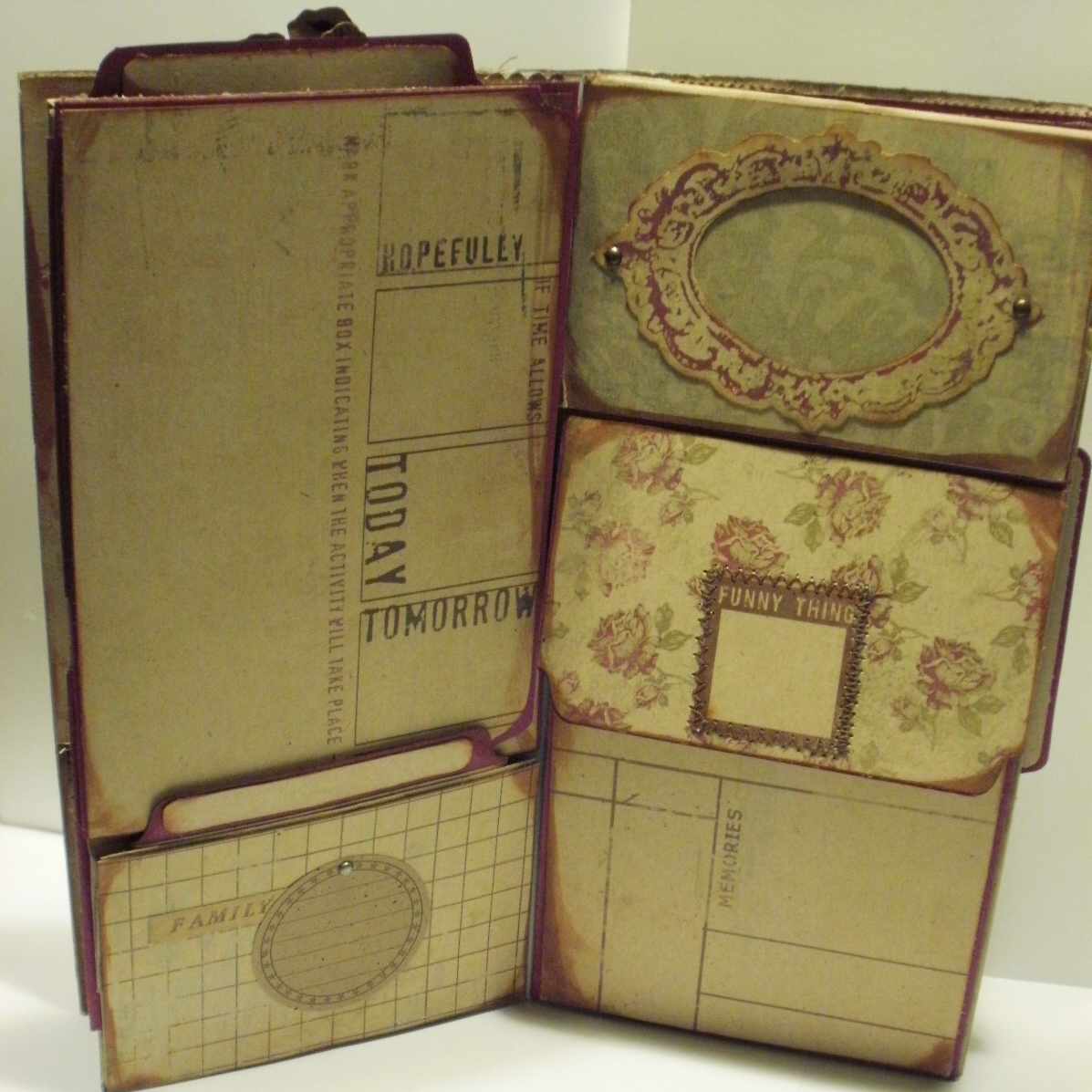 Creative Paint & Paper Vertical Vintage Scrapbook/Journaling Album