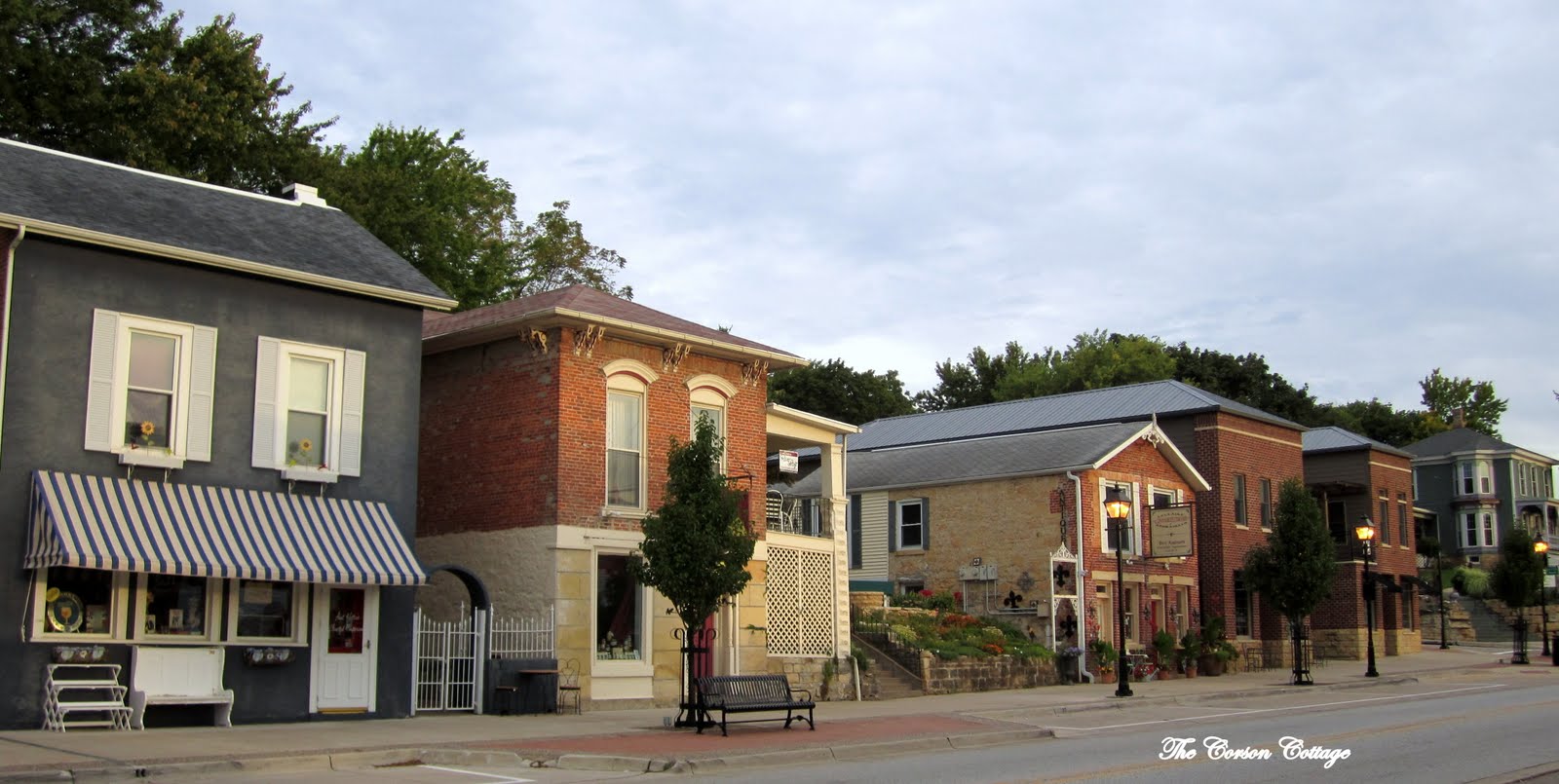 the corson cottage LeClaire, Iowa My Favorite Little River Town