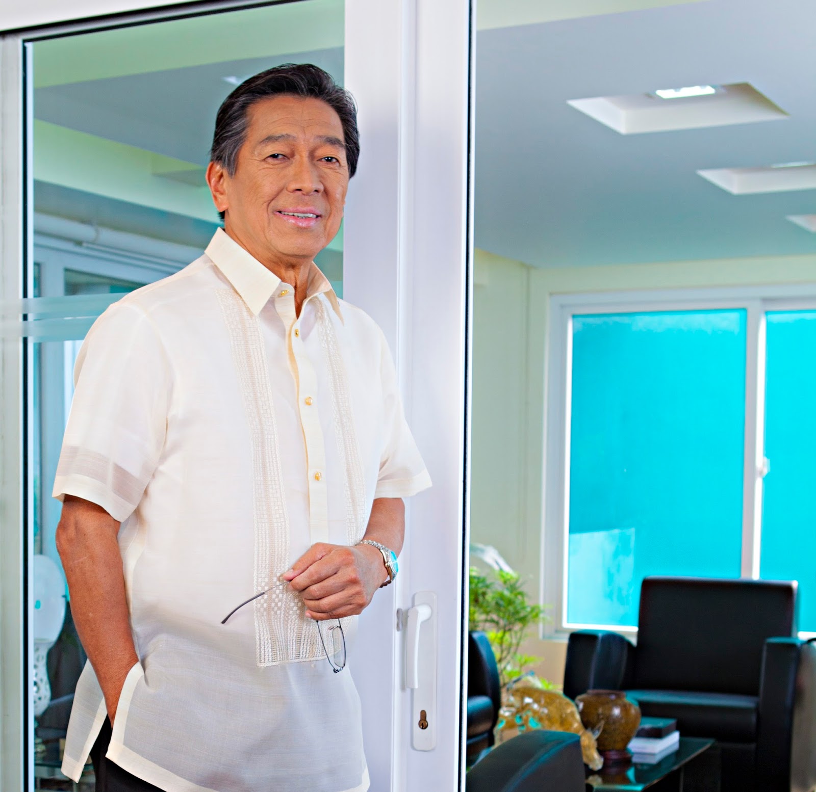 Purple Plum Fairy The man behind ZestO drink ALFREDO YAO, A MAN OF