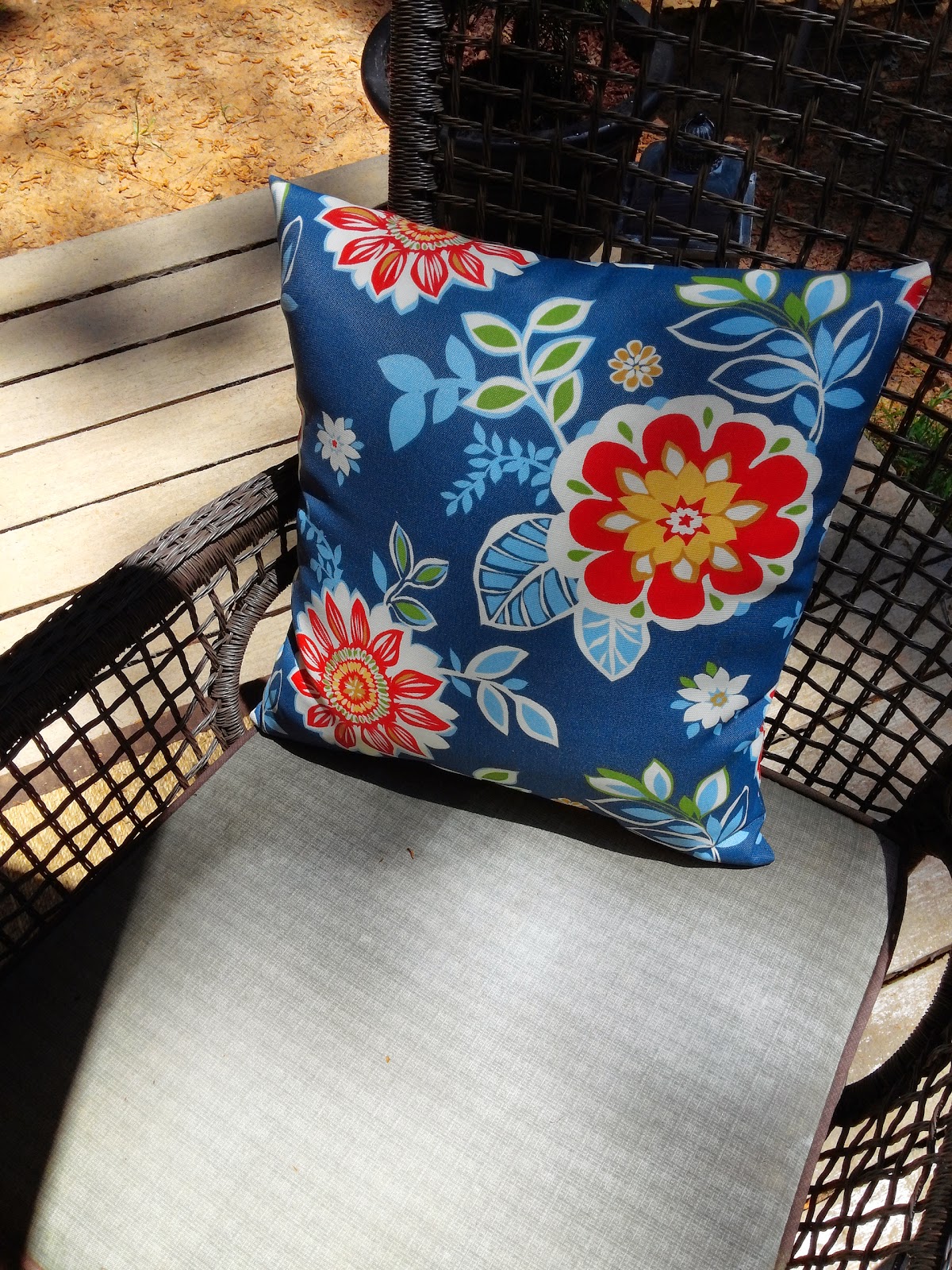Don't Disturb This Groove I Spray Painted My Outdoor Seat Cushions