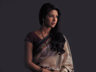 Indian Beauty Priyanka Chopra Saree Wallpapers Indian Beauty Priyanka Chopra Saree Wallpapers