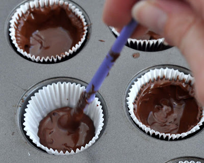 Homemade Peanut Butter Cup Recipe - With Chocolate How+to+Make+Homemade+Peanut+Butter+Cups