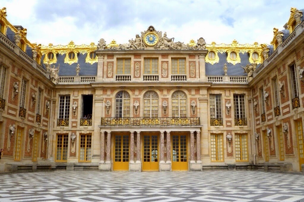 Palace of Versailles Tourist Destinations
