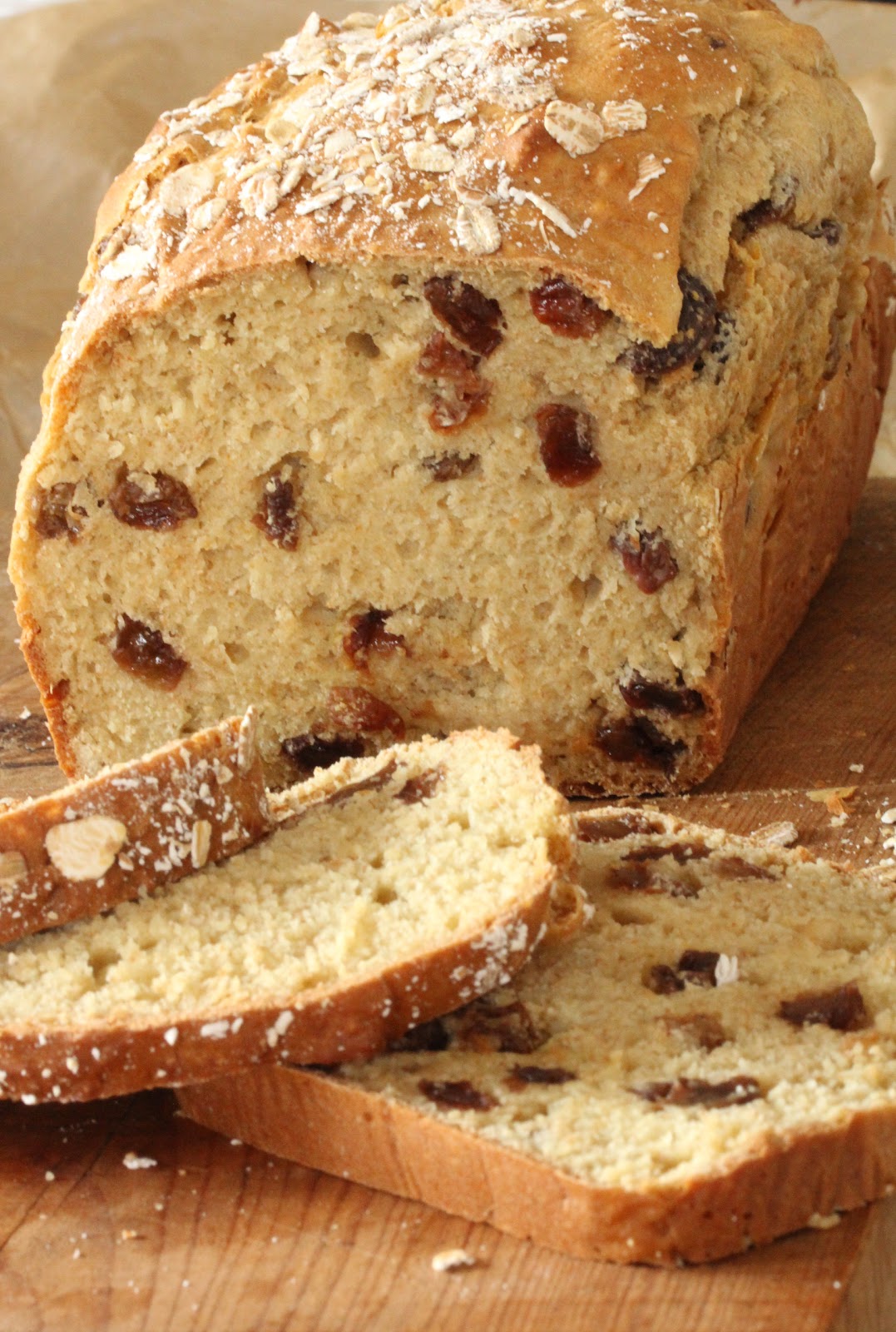 Fruit soda bread aux raisins On dine chez Nanou