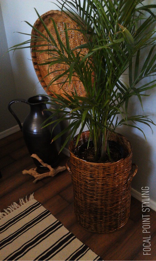 FOCAL POINT STYLING DIY HOW TO STAIN A WICKER BASKET