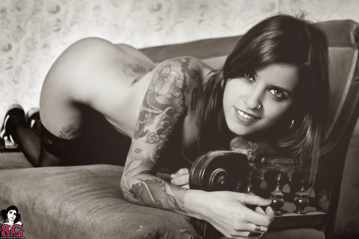 Pia suicide girl