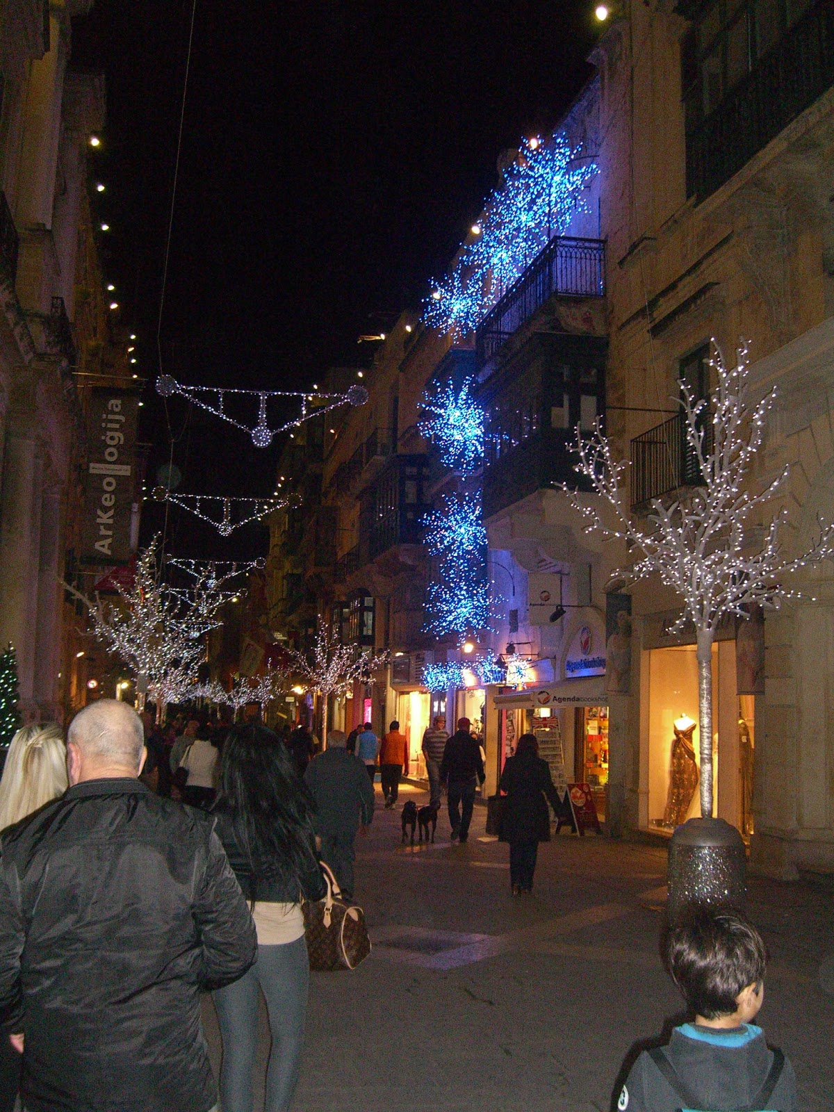 Building Bridges Using the Five Senses: Malta at Christmas Time