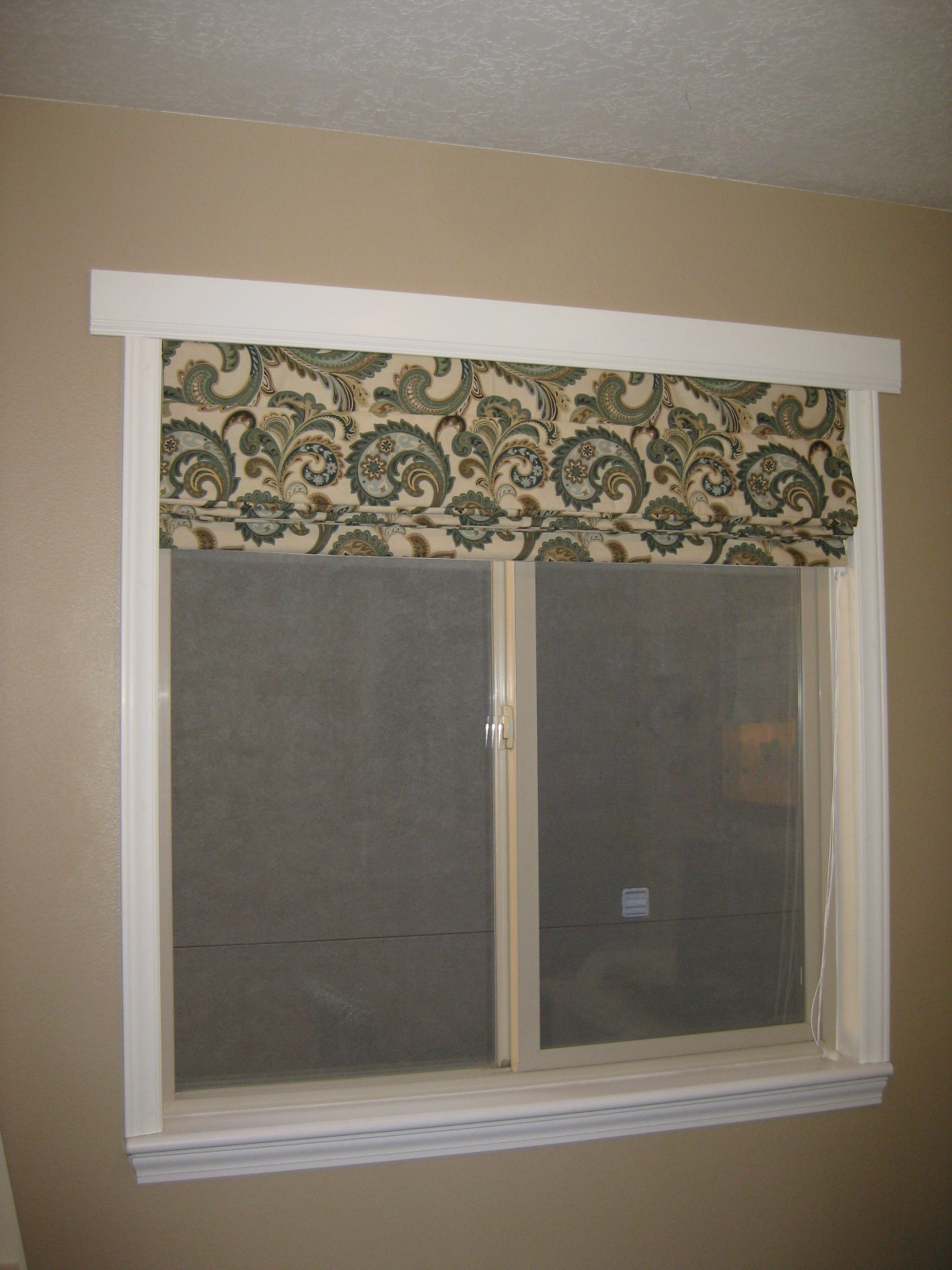 TDA decorating and design Roman Shade Tutorial