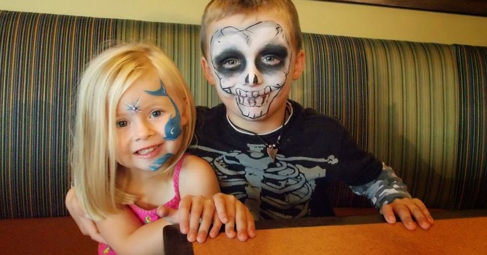 Professinal Face Painter in Champaign Urbana Food and Fun A