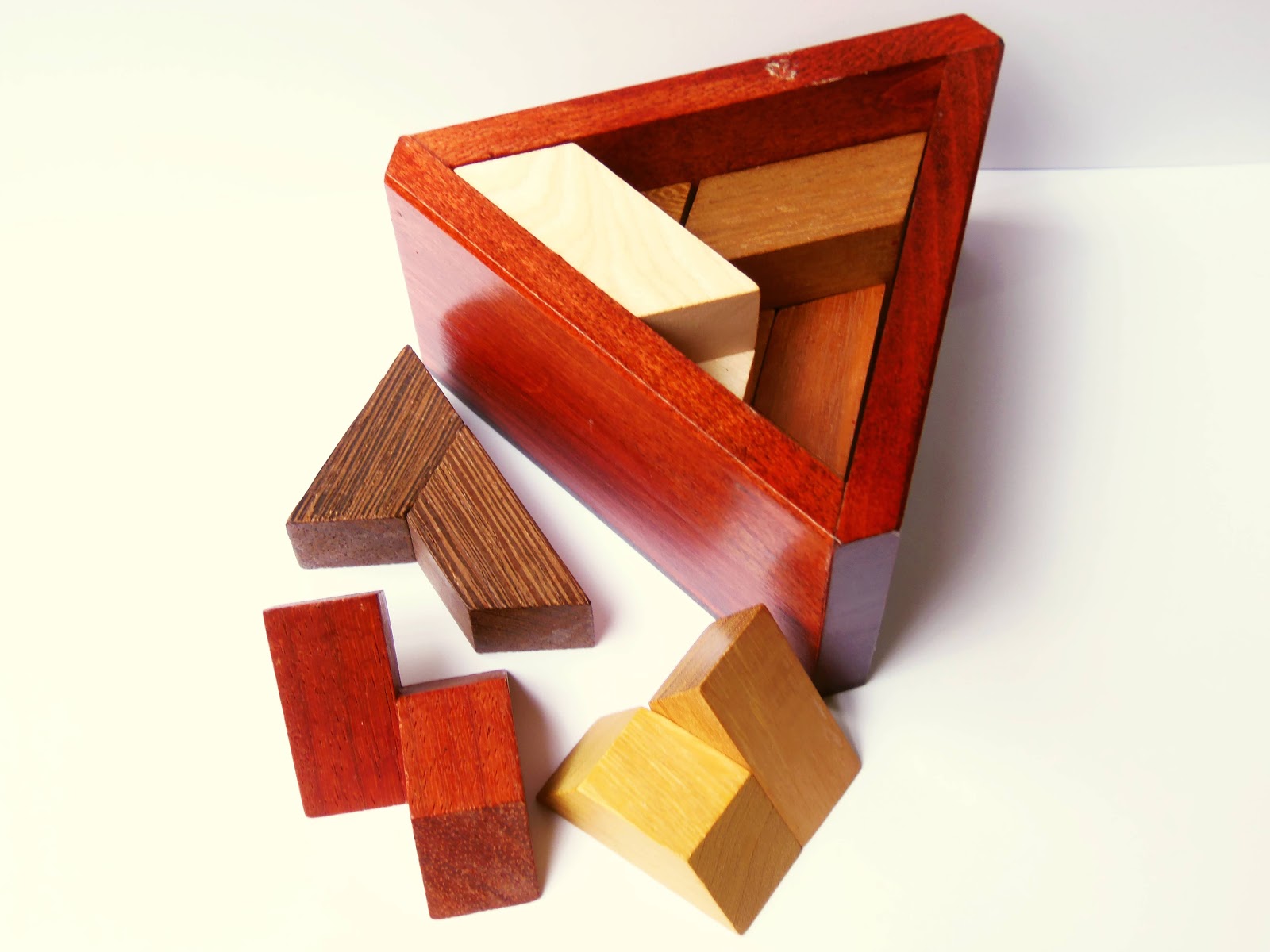 Gabriel Fernandes' Puzzle Collection Triangle Box