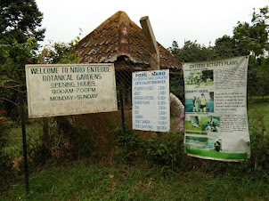 Entrance to the Botanical gardens in Entebbe